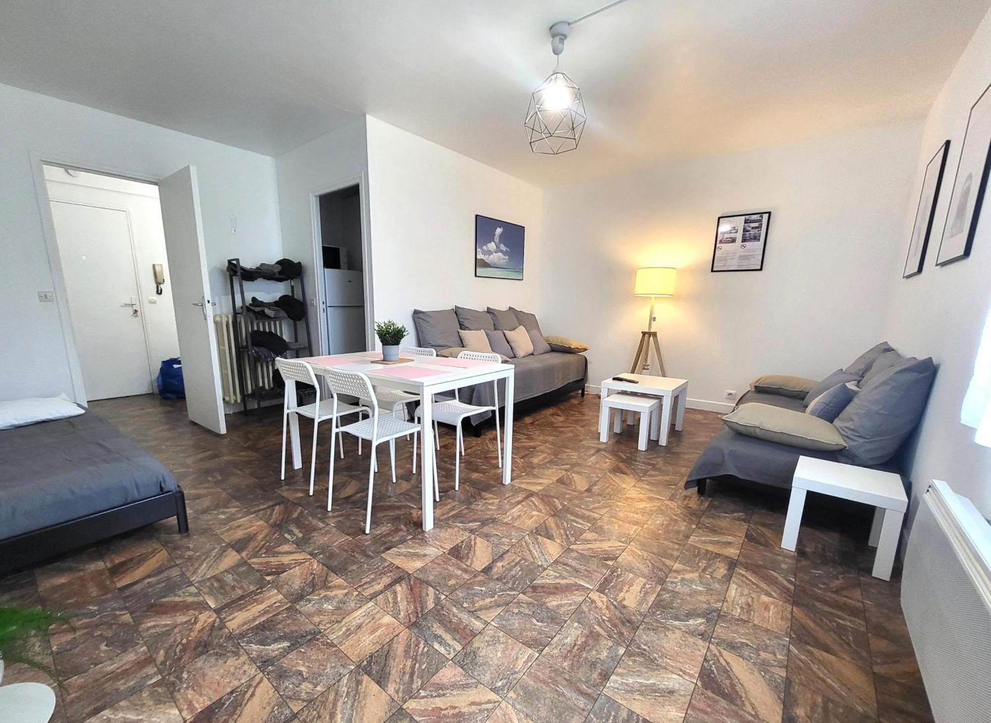 St-Quentin-En-Yvelines Plusieurs Appartements Avec Parking Trappes Kültér fotó